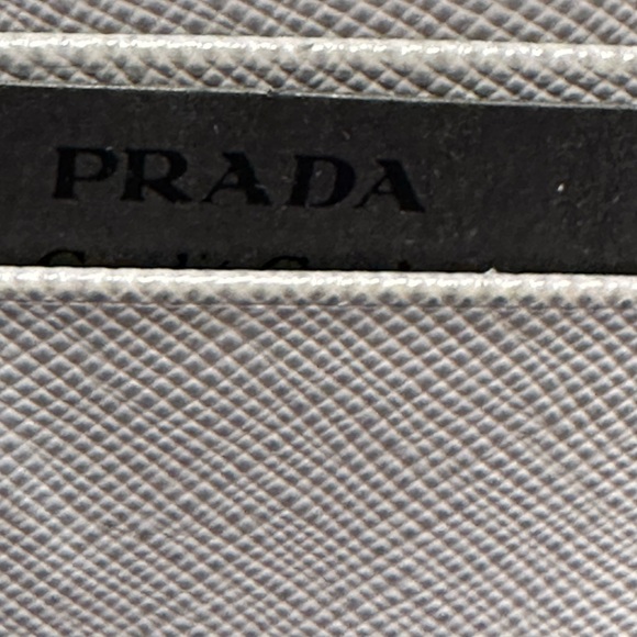 Prada Saffiano Continental Wallet in Lilac Full Inclusion EUC - Picture 12 of 15